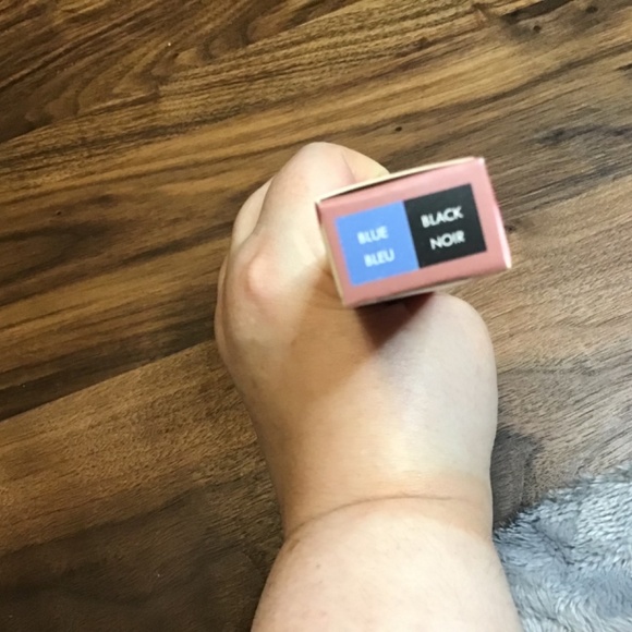 Chella duel ended pearl liquid liner in black and blue, bnib - Picture 3 of 5